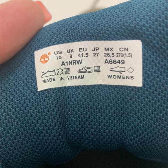 Womens Timberland Hiking Boots - Picture 9 of 12